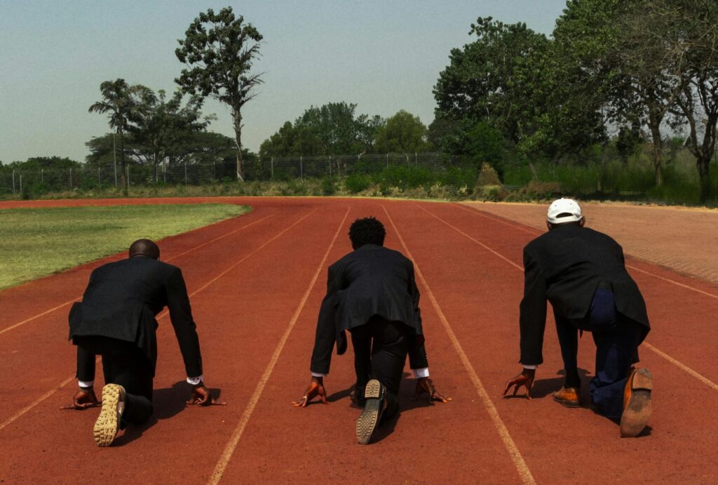 100 metar race in suits